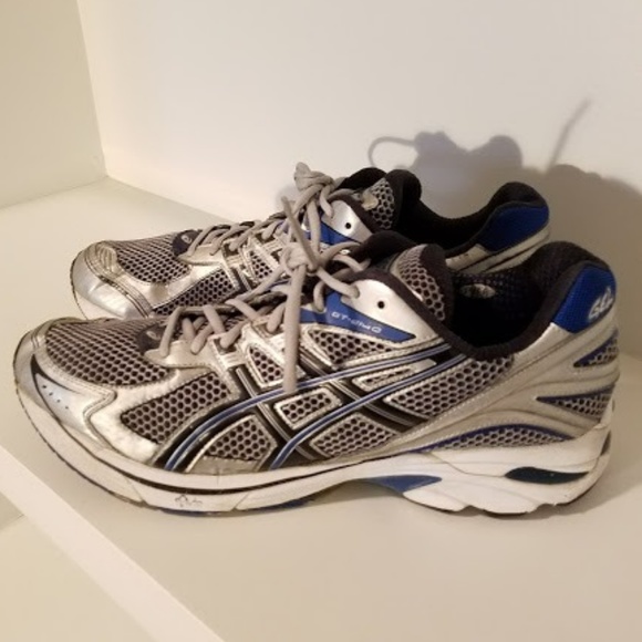 clearance asics shoes